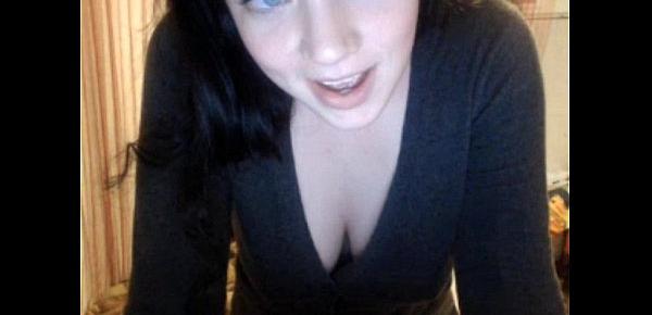  Anettaxxx showing tits on webam